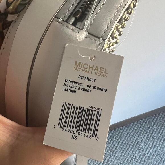 White michael kors circle studded purse nwt - Picture 8 of 8